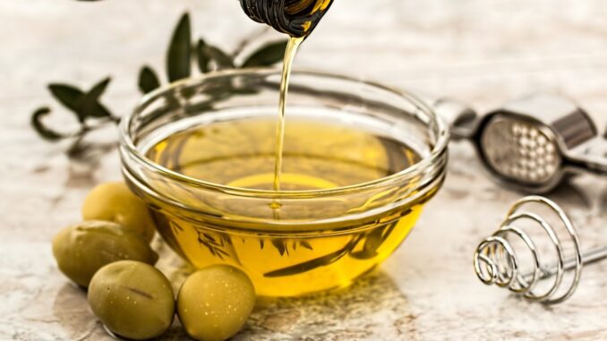 can you microwave oil