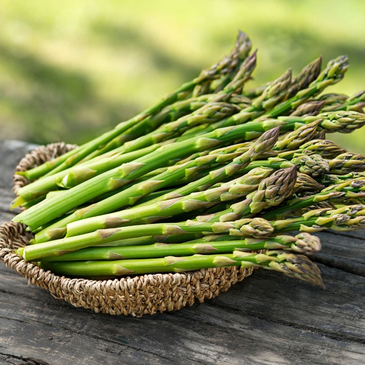 Can You Microwave Asparagus? (Answered)