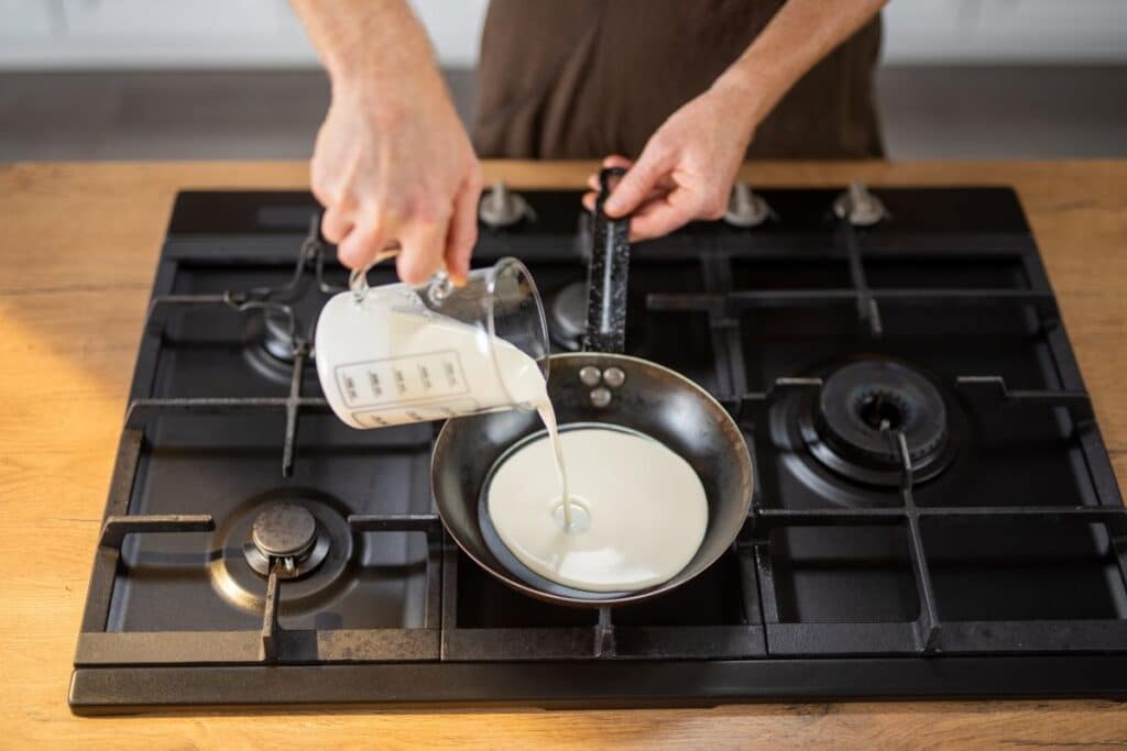 Can You Heat Up Almond Milk In A Microwave? Can You Microwave This?