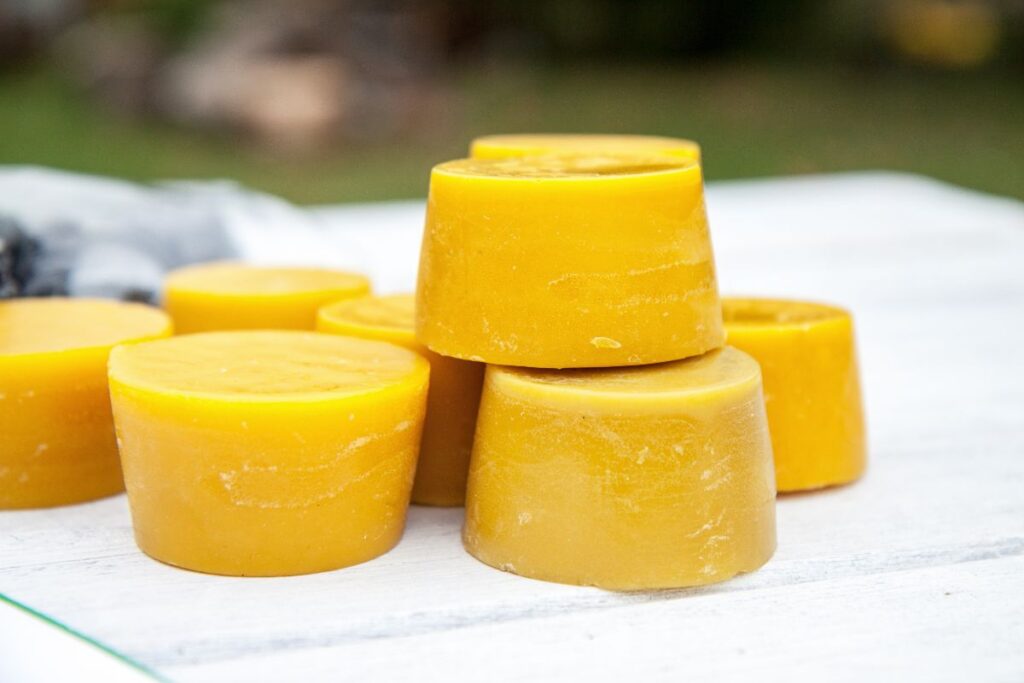 Can You Melt Wax in the Microwave? (Answered!) Can You Microwave This?