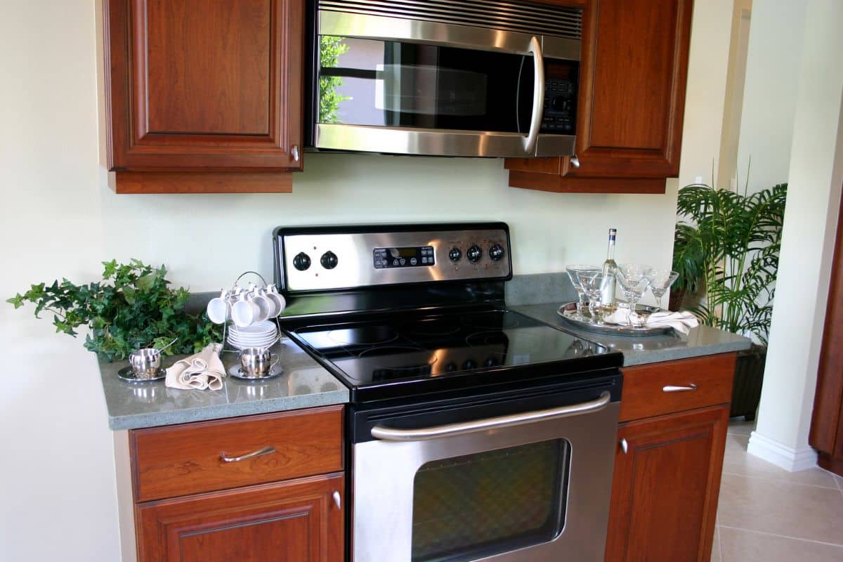 Small modern-looking kitchen.