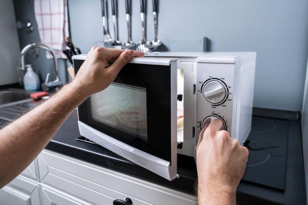 9 Interesting Facts You Didn't Know About Microwaves Can You