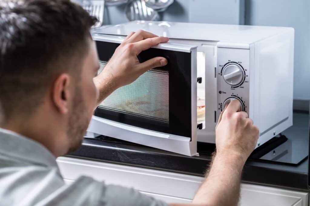 How to Activate Microwave Silent Mode (Quick Steps) Can You Microwave